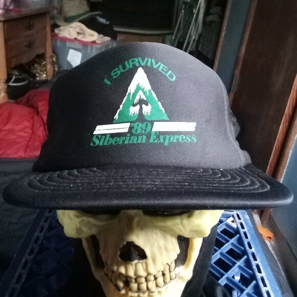 Deadstock Vintage I Survived Siberian Express '89 Snap Trucker Hat Cap - Picture 1 of 8